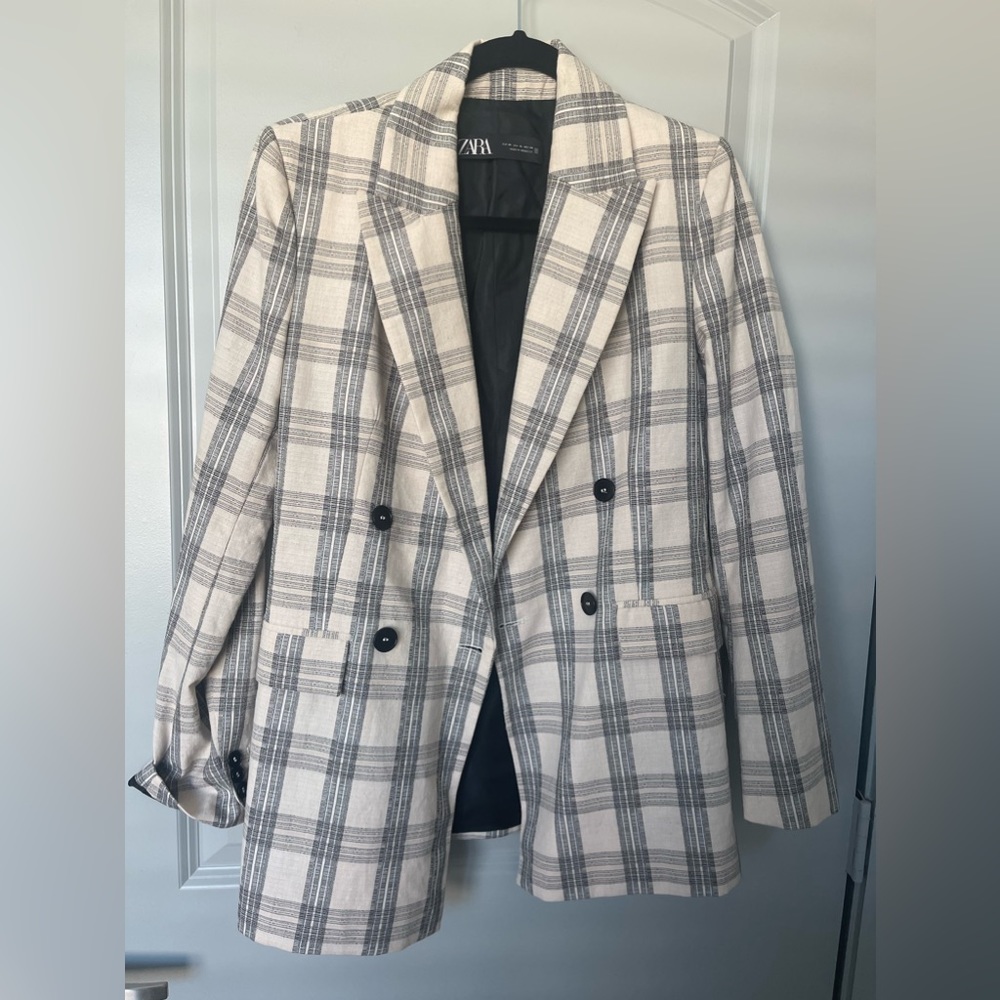Oversized Zara blazer.